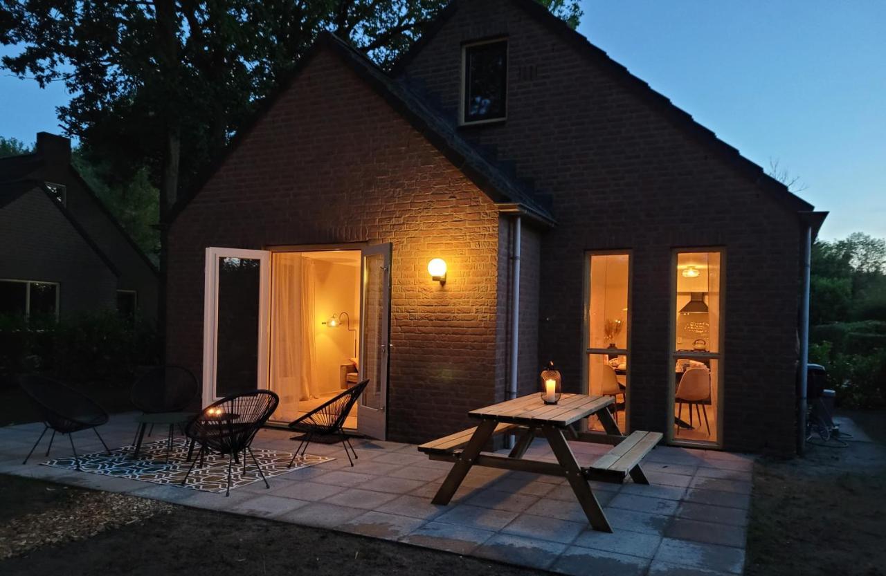 Retro Chic Wellness Met Hottub & Sauna Ewijk エクステリア 写真