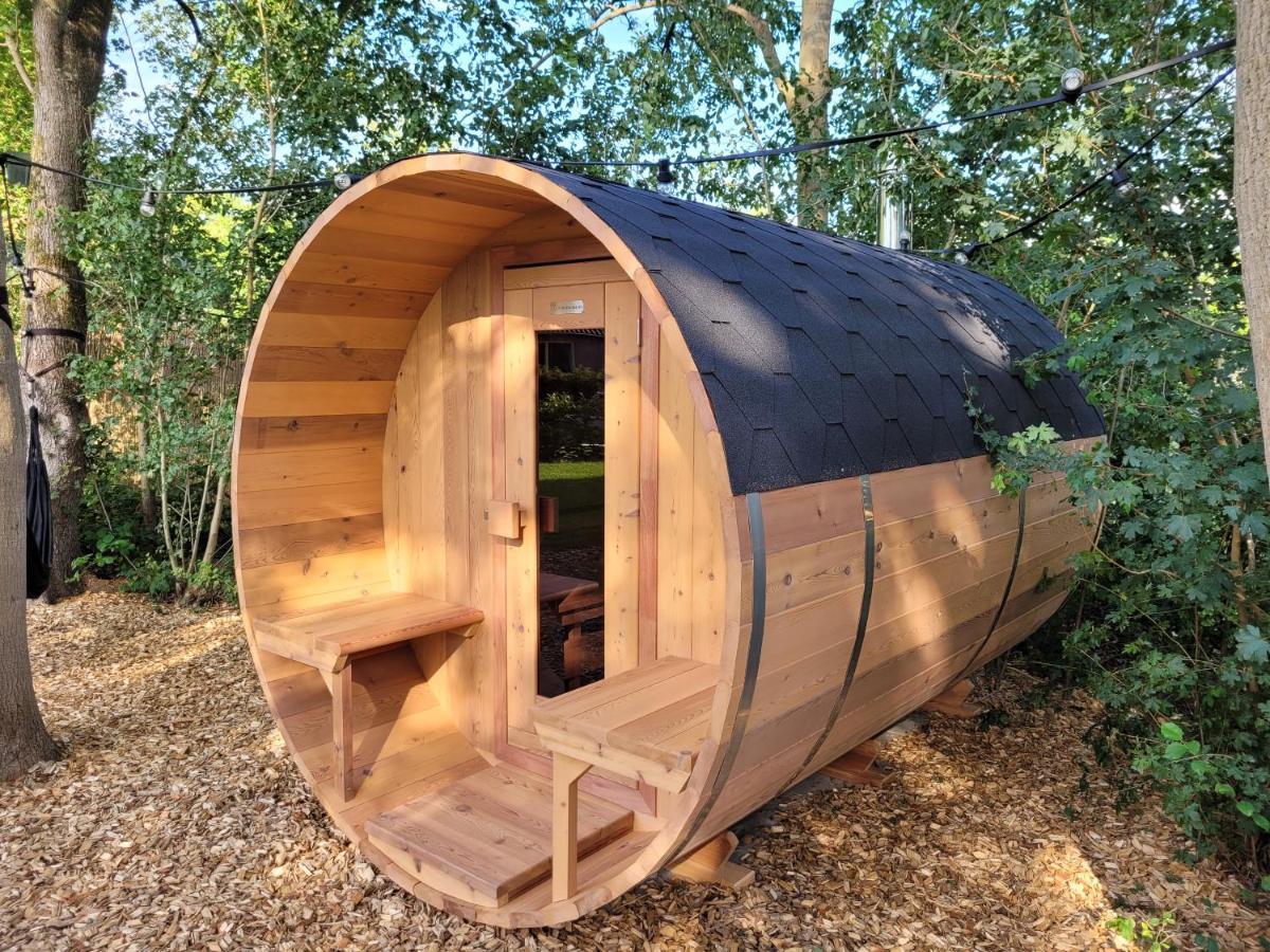 Retro Chic Wellness Met Hottub & Sauna Ewijk エクステリア 写真