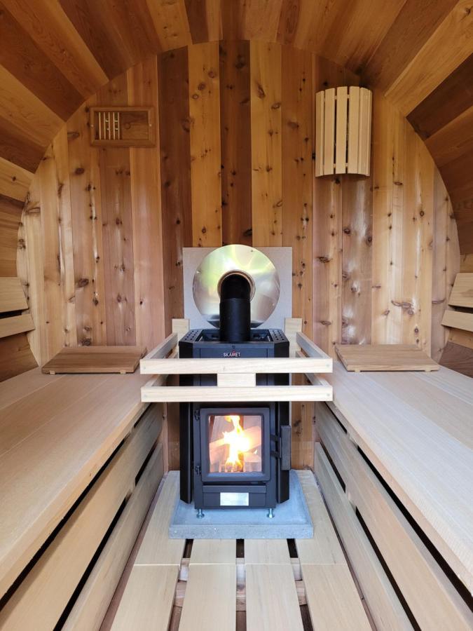 Retro Chic Wellness Met Hottub & Sauna Ewijk エクステリア 写真